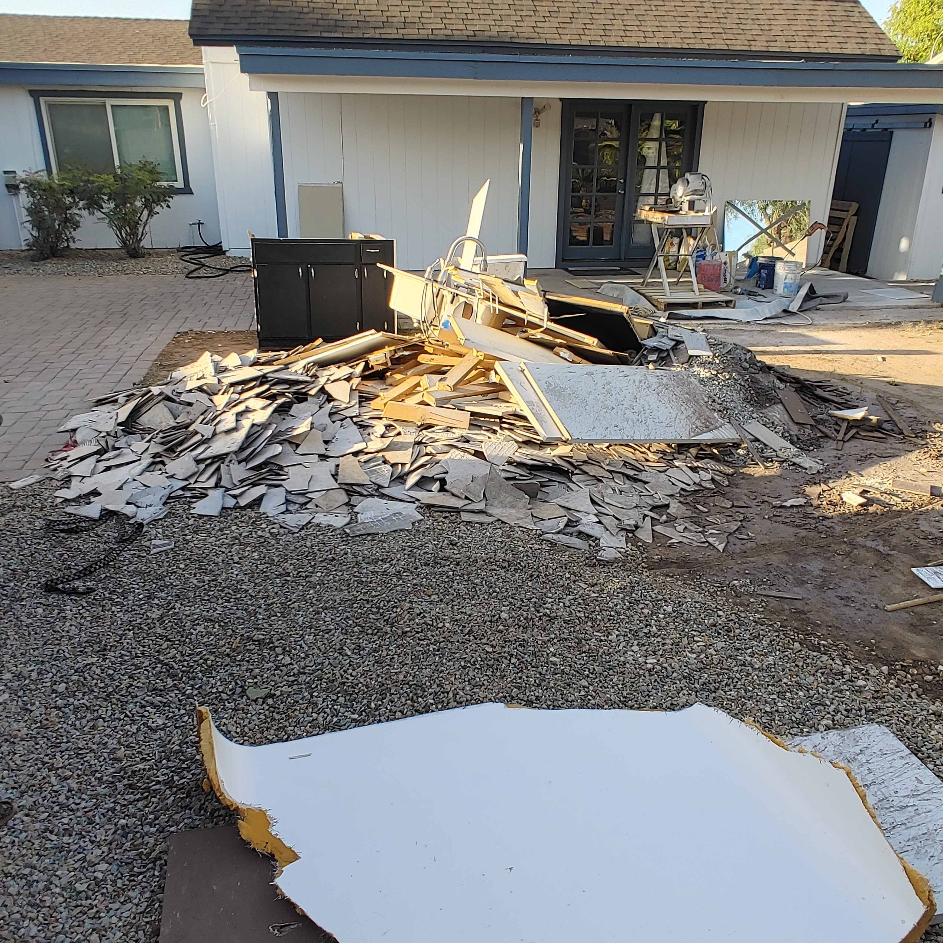 T&S junk removal